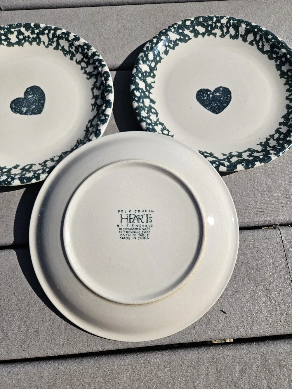 Tienshan Folk Craft HEART Stoneware Green Sponge Border Dinner Plate Set of 3